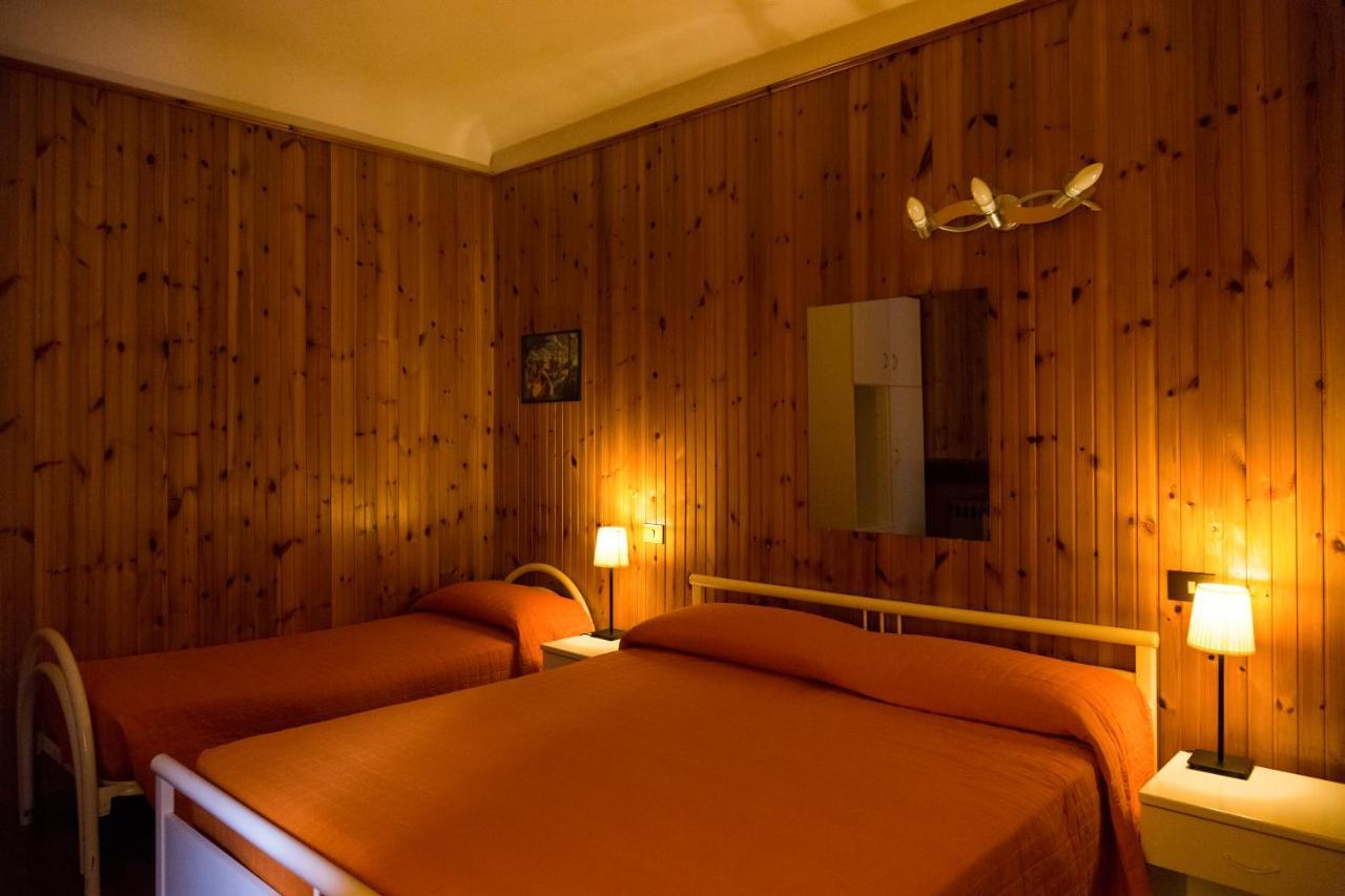 Albergo Centrale Scanno Exterior photo